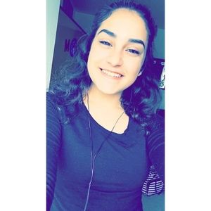 Meet your Posher, Tina